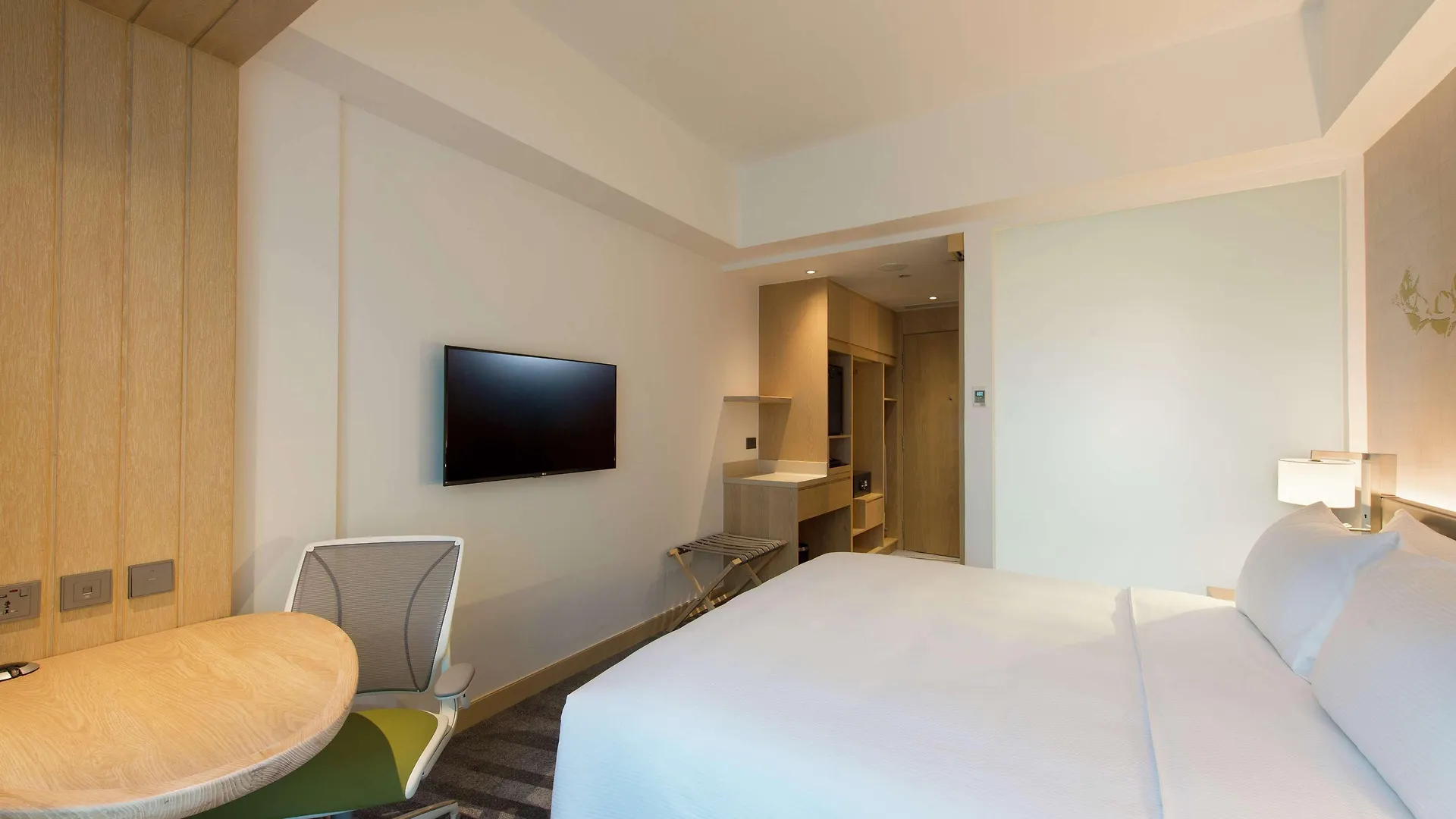 Hilton Garden Inn Singapore Serangoon Hotel